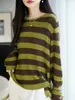 Nova Coleção Outono/Inverno 2026: Blusa de Tricô Feminina de Manga Longa com Listras Color-Block e Design Canelado, Feita de Lã Fina