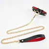 Juguetes sexuales collar negro y rojo, gargantilla de bondage SM para coquetear, collar de anillo de hierro, juguetes íntimos para parejas, disponible para entrega