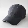 Boné Baseball Macio com Bordado de Letras Pequenas Simples e Versátil para Homens e Mulheres, Estilo Casal, Boné de Sol Casual Tendência de Nicho