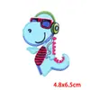 Comercio exterior dibujos animados dinosaurio lindo bordado tela pegatinas DIY niños camiseta material auxiliar con parche adhesivo pegatinas impresión personalizada