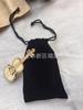 Bolsa de Terciopelo Negro Simple de Alta Gama Tejida con Terciopelo Flocado Bolsa de Regalo para Joyería Bolsa para Batería Portátil Bolsillo con Cierre