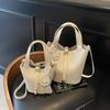 Bolsa Cesta de Legumes para Mulheres 2025 Nova Bolsa Tote Retrô Europeia e Americana para Mulheres Bolsa Satchel de Ombro Ninho Elegante de PU Bolsa Balde