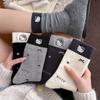Calcetines de Lana y Cachemira para Mujer en Otoño e Invierno, Lindos Calcetines de Media Pantorrilla Bordados de Gato de Dibujos Animados con Lazos, Calcetines de Felpa Cálidos y que Mantienen la Temperatura