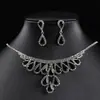 Collar y Pendientes Morados Estilo Europeo y Americano Fiesta de Boda Joyería de Lujo Ligero Set de Joyería Versátil Accesorios Collar de Boda para Mujer