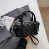 Bolso pequeño para mujer 2026 verano nuevo moda bolso bandolera tachonado, bolso de mano versátil de moda, bolso cilíndrico