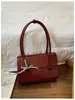 Bolsa de mano estilo retro, de alta gama, gran capacidad para mujer, nueva colección 2025, moderna y única, adecuada para ir al trabajo