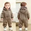 Ropa de exterior para bebés y niñas de 0 a 2 años, nuevo mameluco para bebé, traje cálido de invierno y otoño para gatear, ropa moderna para niños pequeños
