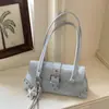 Bolsa de Ombro de Luxo para Mulheres, Nova Tendência Verão 2026, Bolsa de Ombro Exquisita para o Dia a Dia, Bolsa de Mão para Uso Externo