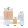 Grupo cúbico de 2,5 cm, 2 cm, cobre, hierro, aluminio y madera, medición de densidad de sustancias físicas, tamaño grande, mismo volumen, diferente masa.