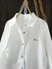 Camisa Blanca Bordada con Letras Simples Transfronteriza Europea y Americana para Mujer, Corte Holgado, Adelgazante, Versátil, Elegante Camisa de Manga Larga