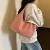 Bolso de mezclilla artístico de nicho estilo coreano 2026 para mujer, gran capacidad, sensación de alta gama, bandolera versátil para mujer, adecuado para ir al trabajo