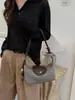 Bolsa de Tecido em Formato de Dumpling para Mulheres, Nova Coleção Verão 2026, Bolsa de Ombro Transversal de Nicho para Férias, Pequena Bolsa de Mão para Passeios