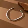 Novos Braceletes de Aço Titânio Europeus e Americanos Mais Vendidos para Mulheres Estilo Ins Moda Personalizada Joias de Mão que Não Desbotam Joias de Aço Inoxidável Atacado