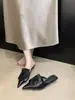 Primer Encuentro con los Zapatos Mula de Nicho de Ji 2026 Nuevos de Verano Tacón Delgado Punta Fina Medias Zapatillas para Mujer, Sandalias de Tacón Alto Deslizables Perezosas