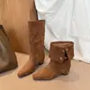 Botines cortos de estilo coreano 2026, modernos, nuevos, que aumentan la altura, punta fina, adelgazantes, color Maillard, para mujer, uso bidireccional, con tachuelas y fruncidos, a media pantorrilla