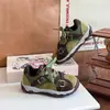 Tênis Novos de Outono 2026 para Crianças Sapatos Esportivos Versáteis para Meninas Moda Tendência Tênis de Treino Alemão para Meninos Solado Macio Estilo Coreano