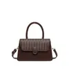 Outono 2026 Nova Bolsa Tendência de Ombro Único Estética Simples Transversal Quadrada Personalidade Patchwork Moda de Mão Bolsa Feminina