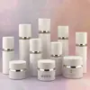 Set de Productos para el Cuidado de la Piel Botella de Vidrio Botella con Bomba para Loción Esencia Crema Crema Facial Cosmético Botellas de Tamaño Viaje En Stock Venta al por Mayor