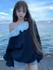 Sudadera Azul Marino de Hombros Descubiertos Estilo Coreano de Moda para Mujer, Nuevo Top de Manga Larga con Ribete de Encaje Nicho Otoño 2025