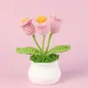 Flor de tulipán tejida a crochet en maceta pequeña producto terminado lirio del valle flor artificial adorno de escritorio regalo para profesor