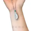 Colgante de Hielo Jade de Alta Calidad al por Mayor con Calcedonia Blanca y Diseño de Flor de Magnolia, Nuevo Estilo Chino Colgante de Collar para Regalo de Mujer