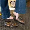 Zapatos de Cuero Cuadrados para Mujer con Hebilla Retro Modelo Nuevo 2026 Suela Suave Ligera Versátiles Planos Estilo Británico Zapatos de Vestir