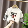 Ropa infantil, camiseta de manga larga para niños, algodón puro, nuevo estilo de otoño 2026, conjunto falso de dos piezas, top para niños, camiseta básica para niños
