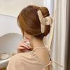 Clip de Peluche Otoño e Invierno nuevo clip de tiburón marrón con corazón Corea del Sur Celebridad de Internet clip de cuchara trasera de temperamento simple tocado