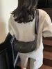 2025 Nueva Bolsa de Malla Ligera Estilo Japonés para Dumplings Bolsa Cruzada Deportiva Casual Bolso de Hombro Media Luna Niche de Moda para Mujer