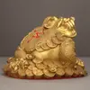 Adorno de Sapo Dorado de Cobre para Atraer la Fortuna, Sapo Dorado de Tres Patas para Decoración del Hogar, Decoración de Sala de Estar, Oficina, Gabinete de Vino, Regalo de Inauguración de Tienda