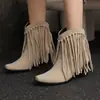 Nuevas Botas Británicas de Otoño e Invierno con Tacón Grueso de Tacón Alto Botas Cortas con Borlas Botas Finas 40-48 Tallas Grandes Botas de Comercio Exterior