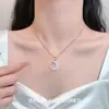 Collar Minimalista de Lujo con Concha de Luna Ultra Fina, Cadena para Clavícula Versátil Fresca y Elegante, Sencilla Cadena de Cuello de Lujo Ligero Exquisita