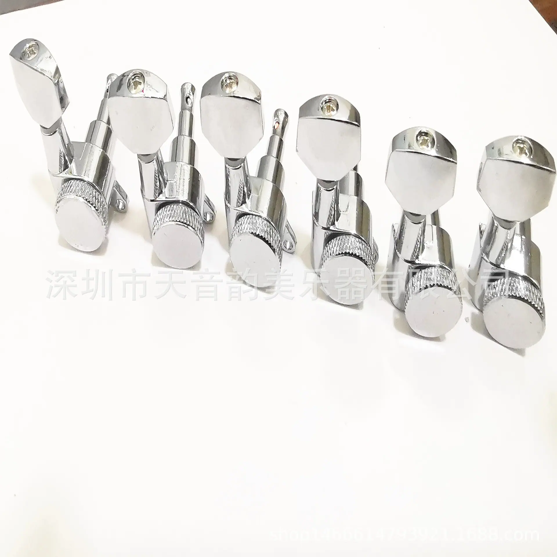 59179CE660C79FCA6EAEB8D96FB000