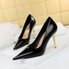 7122-A1 Pedicura Sexy Europea y Americana Look Adelgazante Tacón Metálico Stiletto Tacón Alto Boca Baja Punta Afilada Charol Brillante Zapatos de Mujer