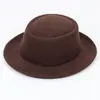 Sombrero de fieltro liso de color sólido estilo pork pie de Amazon de origen transfronterizo sombrero de jazz retro británico fedora de ala plana para hombres y mujeres