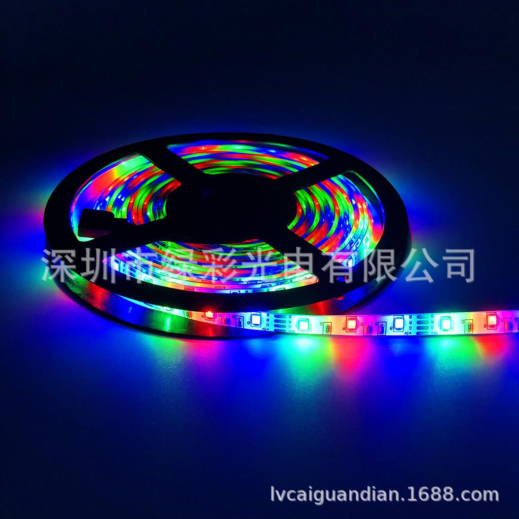 5V2835防水60灯RGB点亮全亮黑底图
