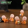 Micro-paisaje creativo travieso cuatro no Zen pequeño monje accesorios de decoración pequeño monje novicio coche escritorio mesa de té pequeños adornos