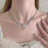 Set de tres piezas de collar, pulsera y aretes de boda para novia 2024 Nuevo lujo ligero de alta gama, traje de joyería de cristal y pedrería