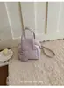Bolsa Quadrada Pequena com Bolinhas Estilo Coreano Moda Feminina Bolsa de Mão 2026 Nova Simples para o Dia a Dia Ombro Transversal com Bolinhas
