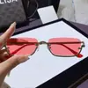 Gafas de Sol Cuadradas de Marco Pequeño Transfronterizas Nuevo Estilo 2025 Gafas de Sol Personalizadas de Medio Marco con Lentes Oceánicas Coloridas y Acabado Metálico de Alta Gama