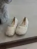 Versão em Pele de Ovelha ~ Estilo Xiaoxiangfeng Sapatos de Pelo Slip-On Gentis e Modernos para Mulheres Usarem com Roupas de Trabalho Sapatos de Couro Genuíno Camurça Bico Redondo