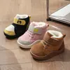 Botas de Nieve para Niños Invierno 2026 Zapatos de Algodón para Bebé con Forro de Terciopelo Niños y Niñas Botas de Algodón Engrosadas Para Niños Pequeños Cálidas Zapatos Grandes de Algodón