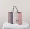 Em estoque bolsa não tecida com revestimento floral impressão colorida proteção ambiental loja de roupas sacola de compras publicidade tecido não tecido tridimensional