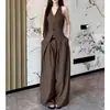 Terno na Cor de Café Estilo Old Money: Conjunto de Colete sem Manga com Decote em V e Calça Wide Leg para Mulheres, Edição de Verão, Conjunto de Duas Peças de Alto Padrão e Sofisticado