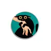 Broche divertido de gato negro estilo japonés mordiendo mano, insignia creativa de dibujos animados interesante, pasador decorativo para bolsos y ropa, al por mayor