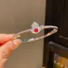 Pulsera Abierta de Mariposa y Flor con Circonita Redonda Estilo Medieval, Personalizable y Versátil, Joyería de Lujo Ligero y de Alta Gama