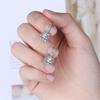 Temperamento transfronterizo pequeño fresco incrustado circonita cuadrada diamante hebilla de oreja simple dulce aretes de diamantes completos joyería para la oreja hebilla de oreja cobre versión coreana