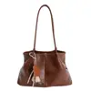 Bolsa Retro de Gama Alta Color Marrón Maillard para Mujer 2025 Nueva Bolsa de Hombro de Gran Capacidad para el Trabajo Bolso de Mano