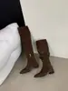 Botas over-the-knee quadradas de salto grosso estilo retrô francês para mulheres, novo modelo 2026, botas de cano alto empilhadas de uso duplo