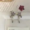 Pendientes Florales Morados Románticos Franceses, Lujo Accesible y Borlas de Gota de Agua de Alta Gama, Clips para Orejas Perforadas, Pendientes Únicos y Hermosos